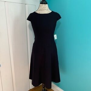 Anne KLEIN black cap sleeve dress